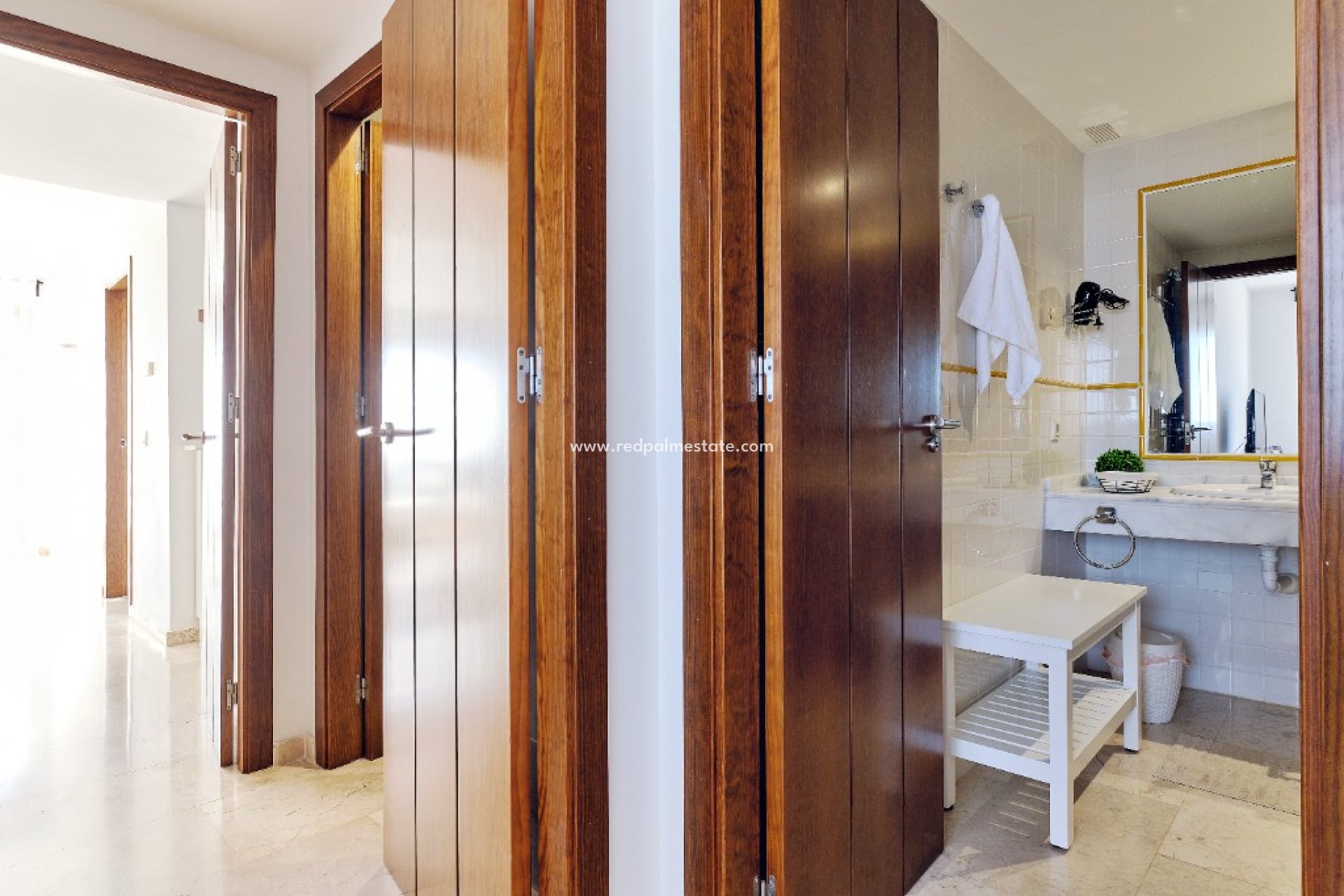 Alquiler a corto plazo - Apartmentos -
Torrevieja - La Entrada