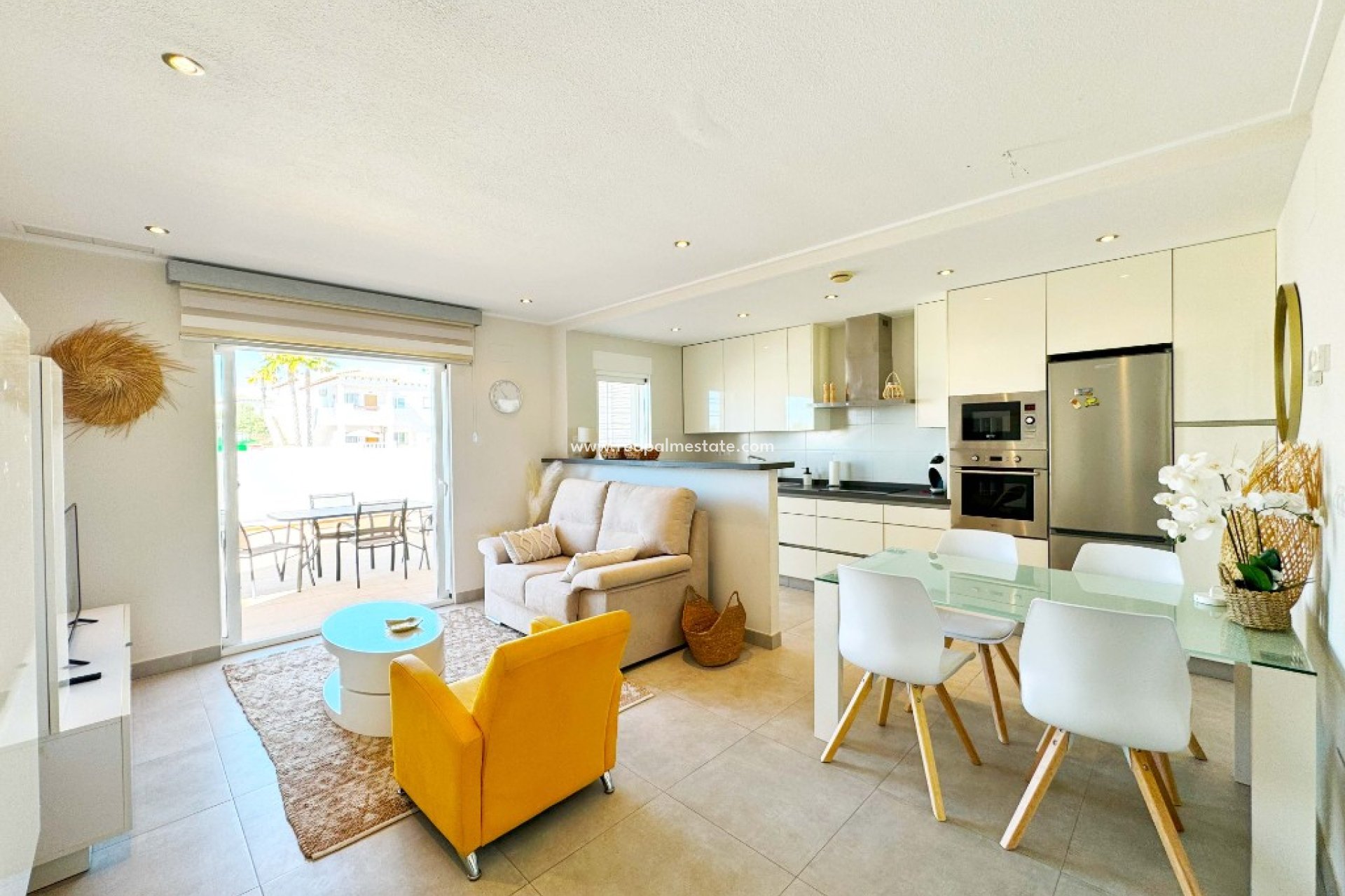 Alquiler a corto plazo - Apartmentos -
Torrevieja - Punta prima