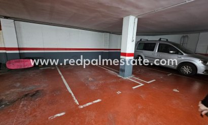 Aparcamiento - Reventa - Guardamar del Segura -
                Pueblo