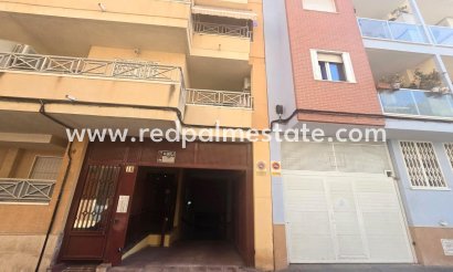 Aparcamiento - Reventa - Torrevieja -
                Playa del Cura