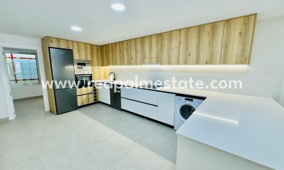 Apartamento - Återförsäljning - Guardamar del Segura - Guardamar