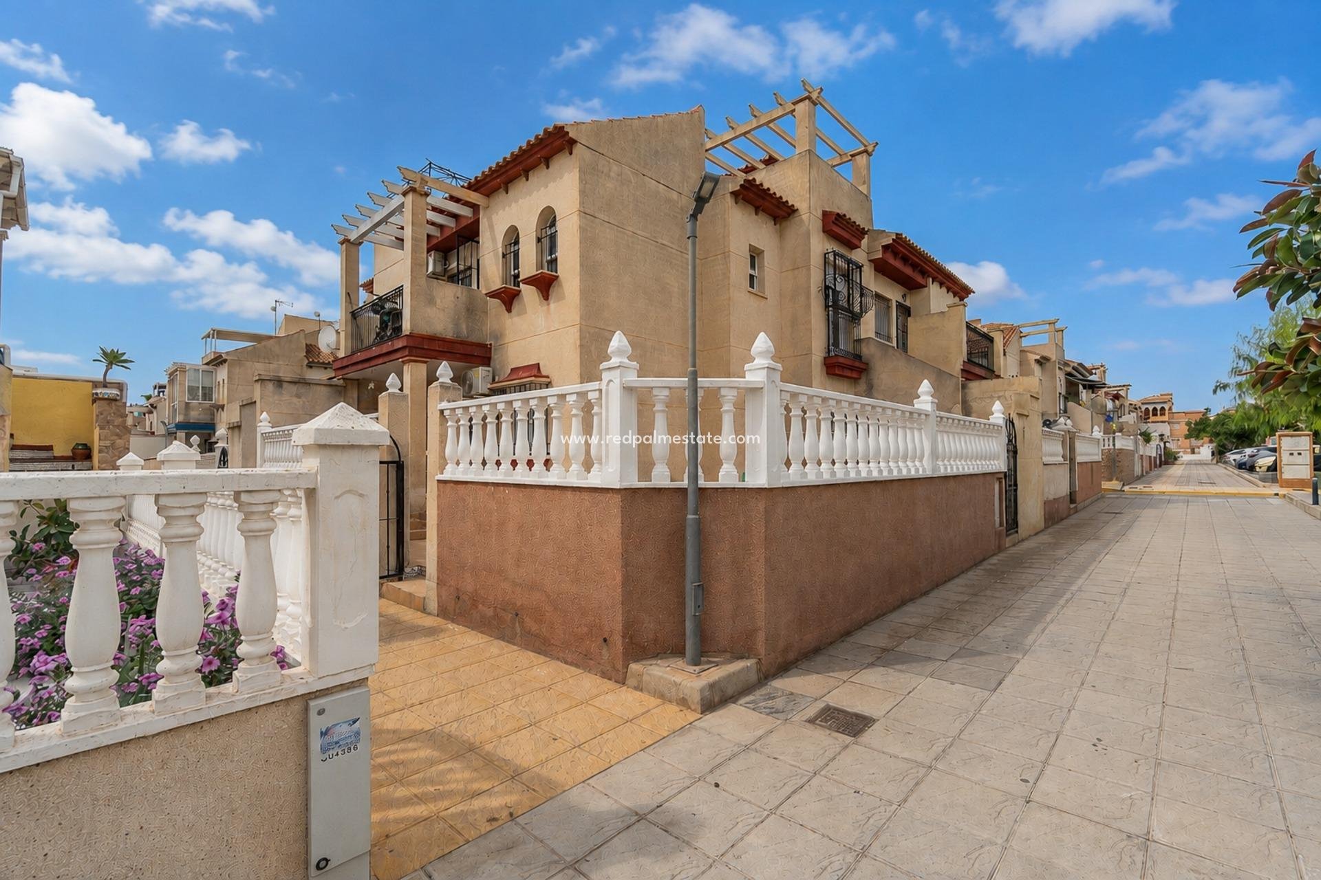  - Apartamento -
Orihuela Costa - Playa Flamenca