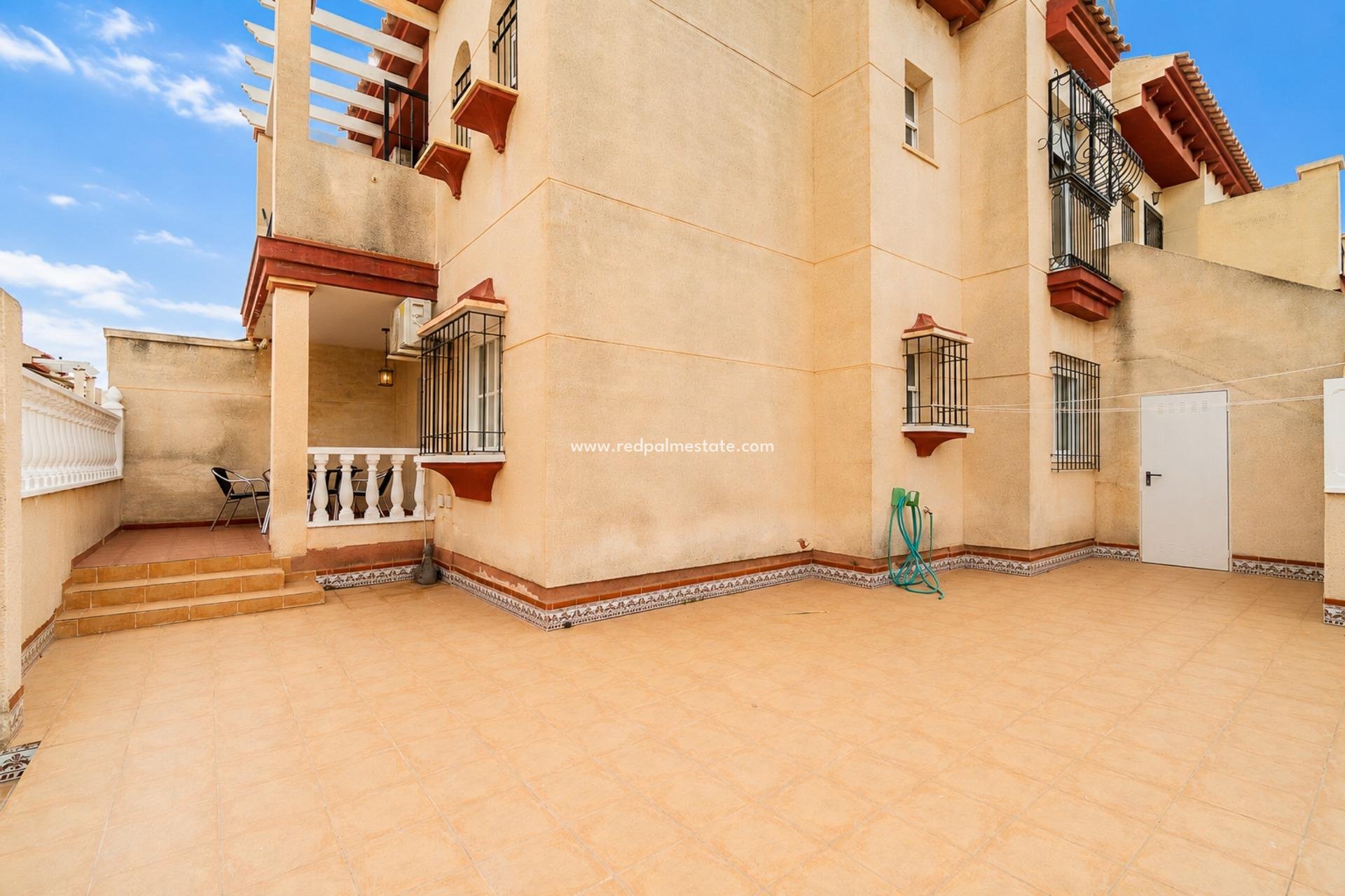  - Apartamento -
Orihuela Costa - Playa Flamenca