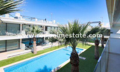 Apartamento - Reventa - Mar de Cristal - Mar de cristal