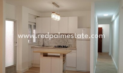 Apartamento - Reventa - Torrevieja -
                El molino
