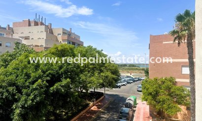 Apartamento - Reventa - Torrevieja - La Mata