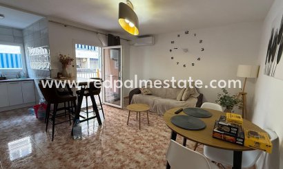 Apartamento - Reventa - Torrevieja - Playa de los Locos