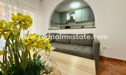 Apartamento - Reventa - Torrevieja - Playa del Cura