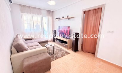 Apartment - Resale - Torrevieja - Centro Torrevieja