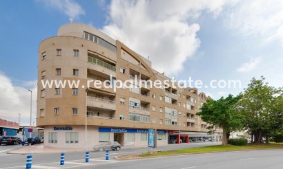 Apartment - Resale - Torrevieja - Centro Torrevieja