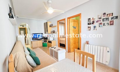 Apartment - Resale - Torrevieja - Centro Torrevieja