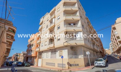 Apartment - Resale -
            Torrevieja - MC-73092