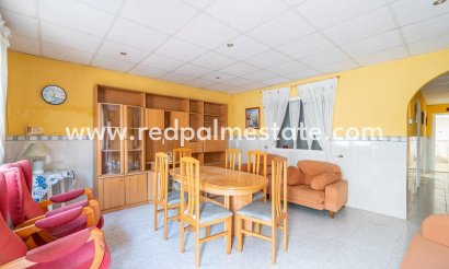 Apartment - Resale - Torrevieja - Playa de los Naufragos