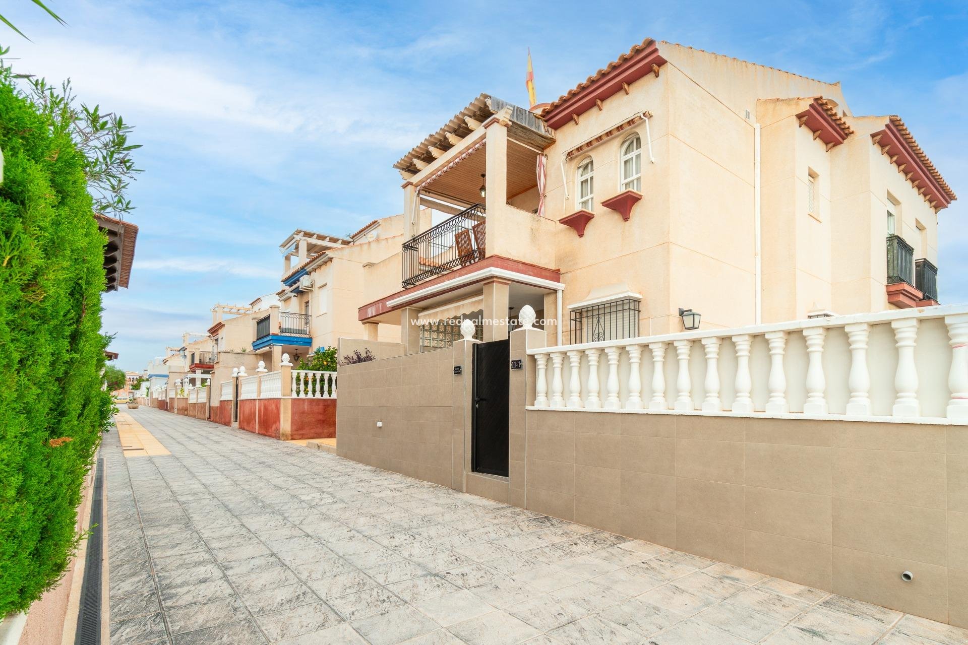  - Apartmentos -
Orihuela Costa - Playa Flamenca