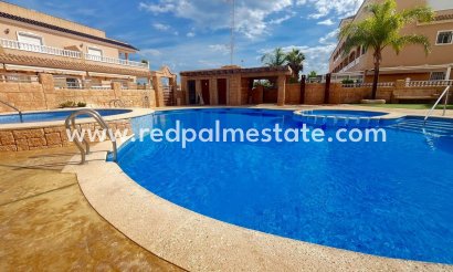 Apartmentos - Reventa -
            Orihuela Costa - MR2-51361