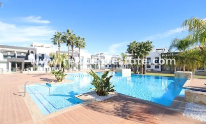 Apartments - Resale - Orihuela Costa - Costa Blanca