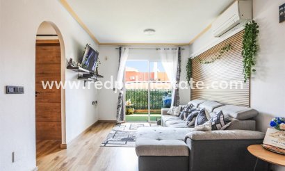 Apartments - Resale - Orihuela Costa -
                Playa Flamenca