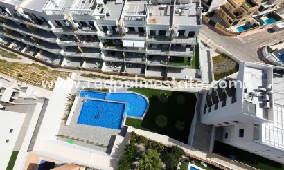 Apartments - Resale - Orihuela Costa - Villamartín