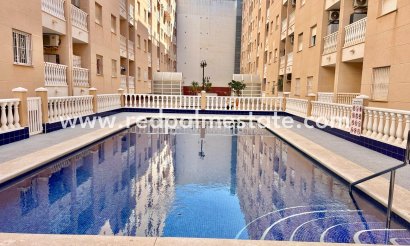 Apartments - Resale - Torrevieja - Centro Torrevieja