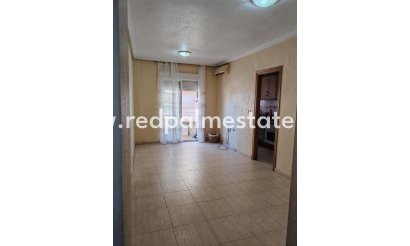 Apartments - Resale - Torrevieja - Centro Torrevieja