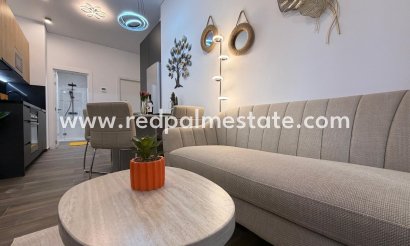 Apartments - Resale - Torrevieja - Centro Torrevieja