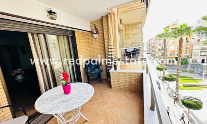 Apartments - Resale - Torrevieja - Centro