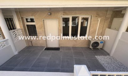 Apartments - Resale - Torrevieja - La Mata