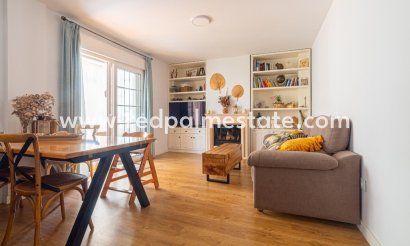 Apartments - Resale - Torrevieja - La Veleta