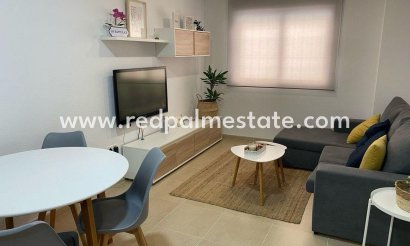 Apartments - Resale - Torrevieja - Playa de los Locos