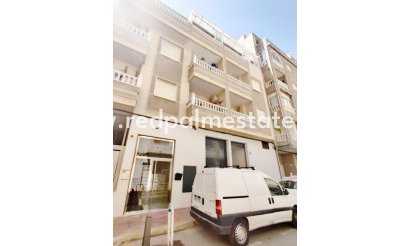 Apartments - Resale - Torrevieja - Playa de los Locos