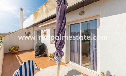 Apartments - Resale - Torrevieja - Playa de los Locos