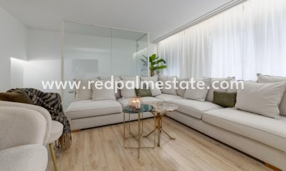 Apartments - Resale - Torrevieja - Playa del Cura