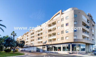 Apartments - Resale - Torrevieja - Torrevieja