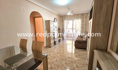 Apartments - Resale - Torrevieja - Torrevieja