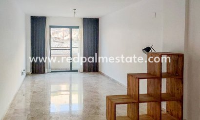 Appartement - Herverkoop - Alicante - Parque Monte Tossal