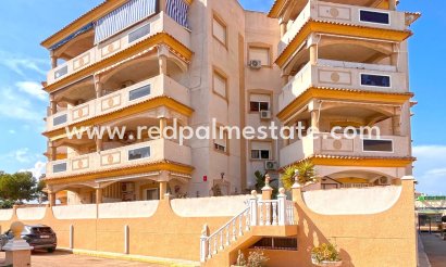 Appartement - Herverkoop - Orihuela Costa - La Zenia