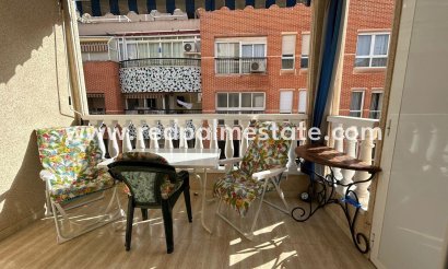 Appartement - Herverkoop -
            Torrevieja - MC-96411