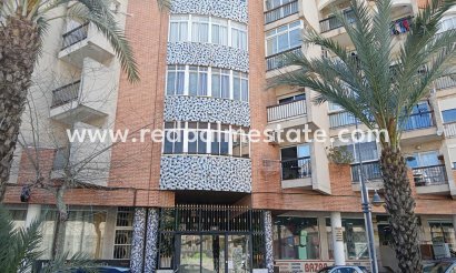 Appartements - Revente - Torrevieja -
                Centro Torrevieja