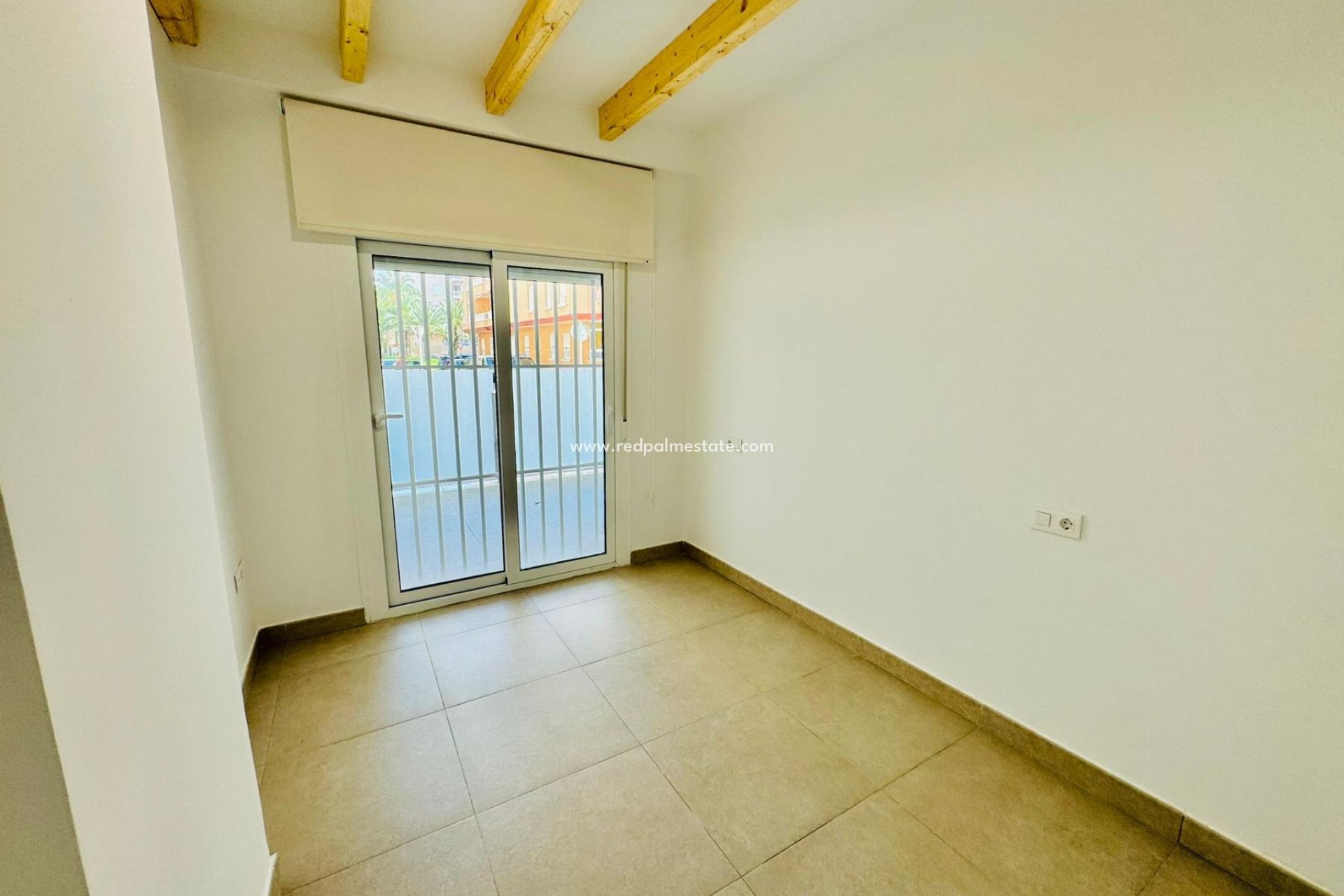 Återförsäljning - Apartamento -
Guardamar del Segura - Guardamar