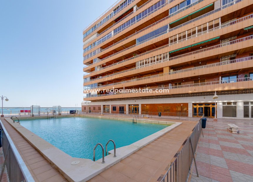 Återförsäljning - Apartamento -
Torrevieja - El Acequión - Los Náufragos