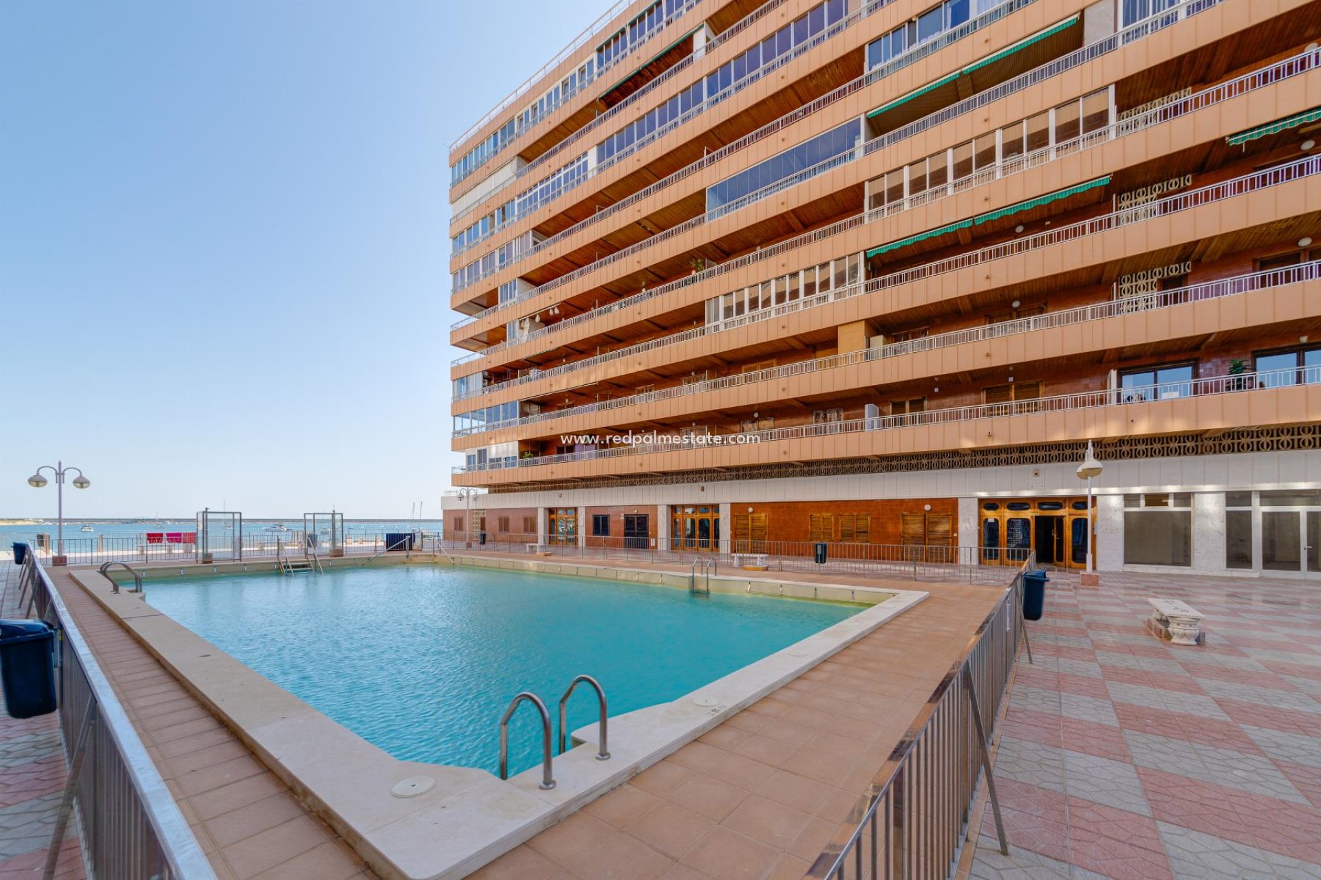 Återförsäljning - Apartamento -
Torrevieja - El Acequión - Los Náufragos