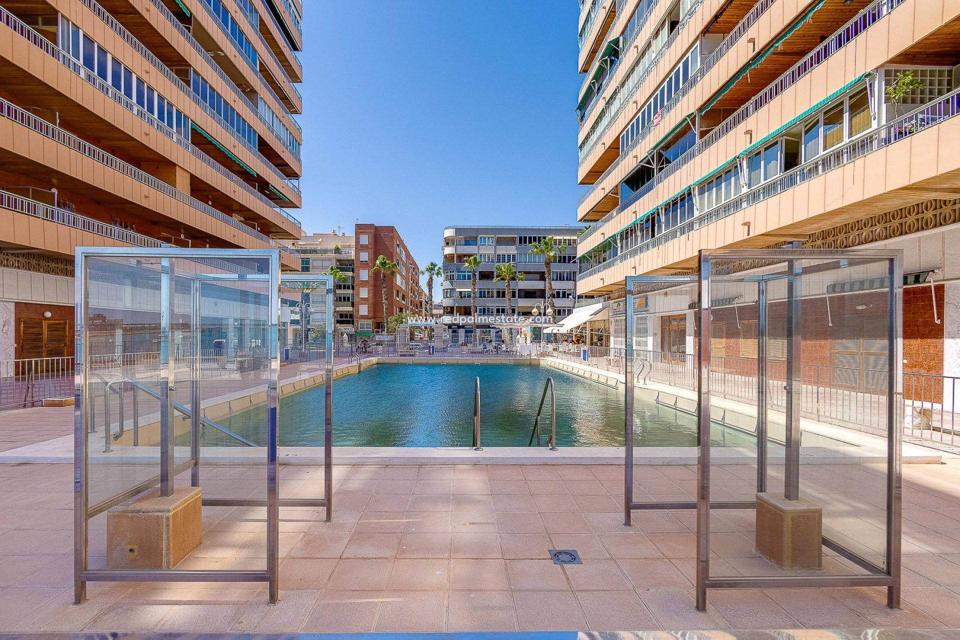 Återförsäljning - Apartamento -
Torrevieja - El Acequión - Los Náufragos