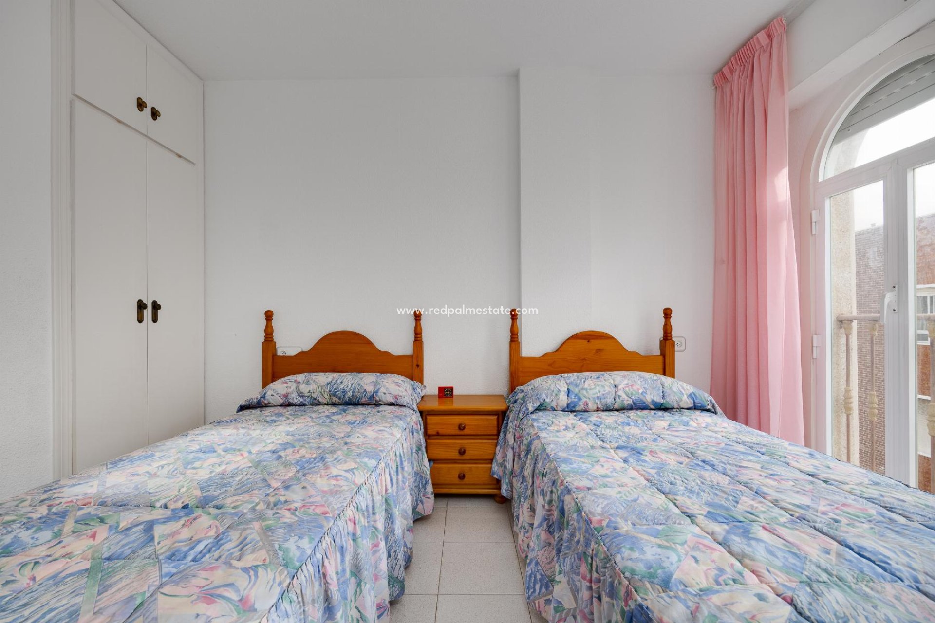 Återförsäljning - Apartamento -
Torrevieja - El Acequión - Los Náufragos