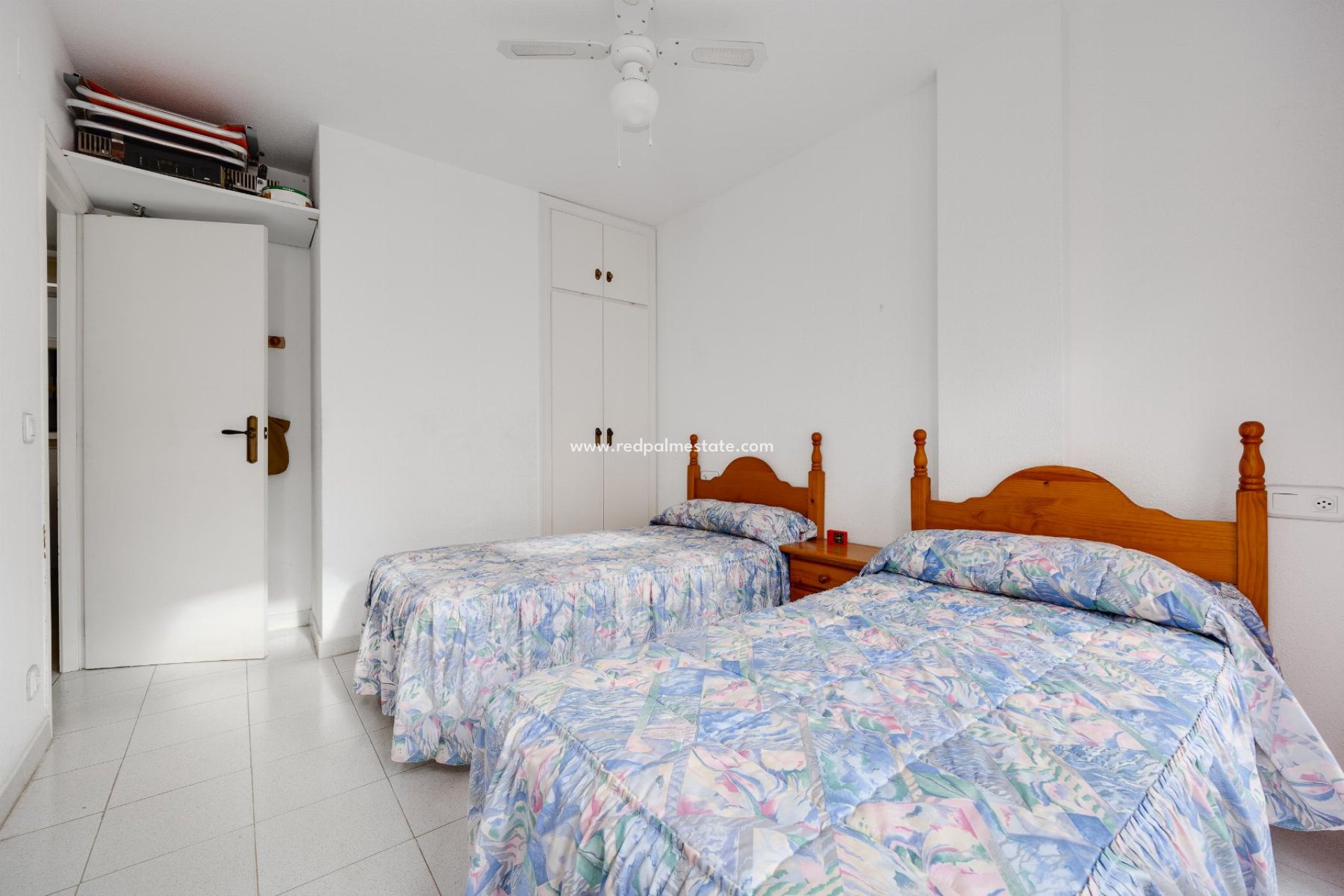 Återförsäljning - Apartamento -
Torrevieja - El Acequión - Los Náufragos