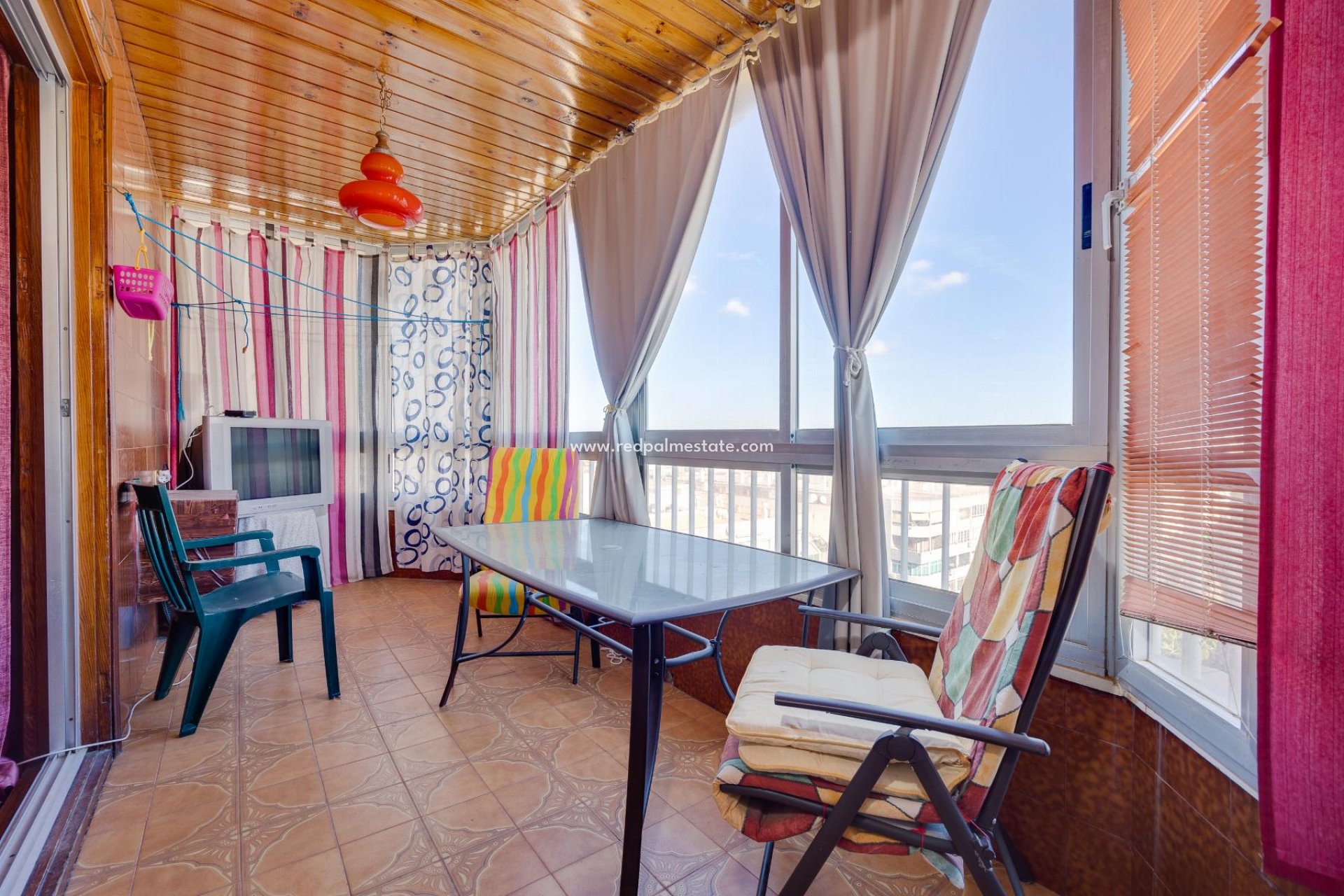 Återförsäljning - Apartamento -
Torrevieja - El Acequión - Los Náufragos