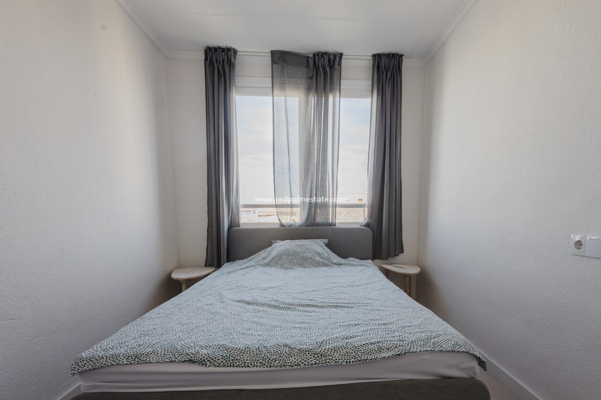 Återförsäljning - Apartamento -
Torrevieja - El Acequión - Los Náufragos
