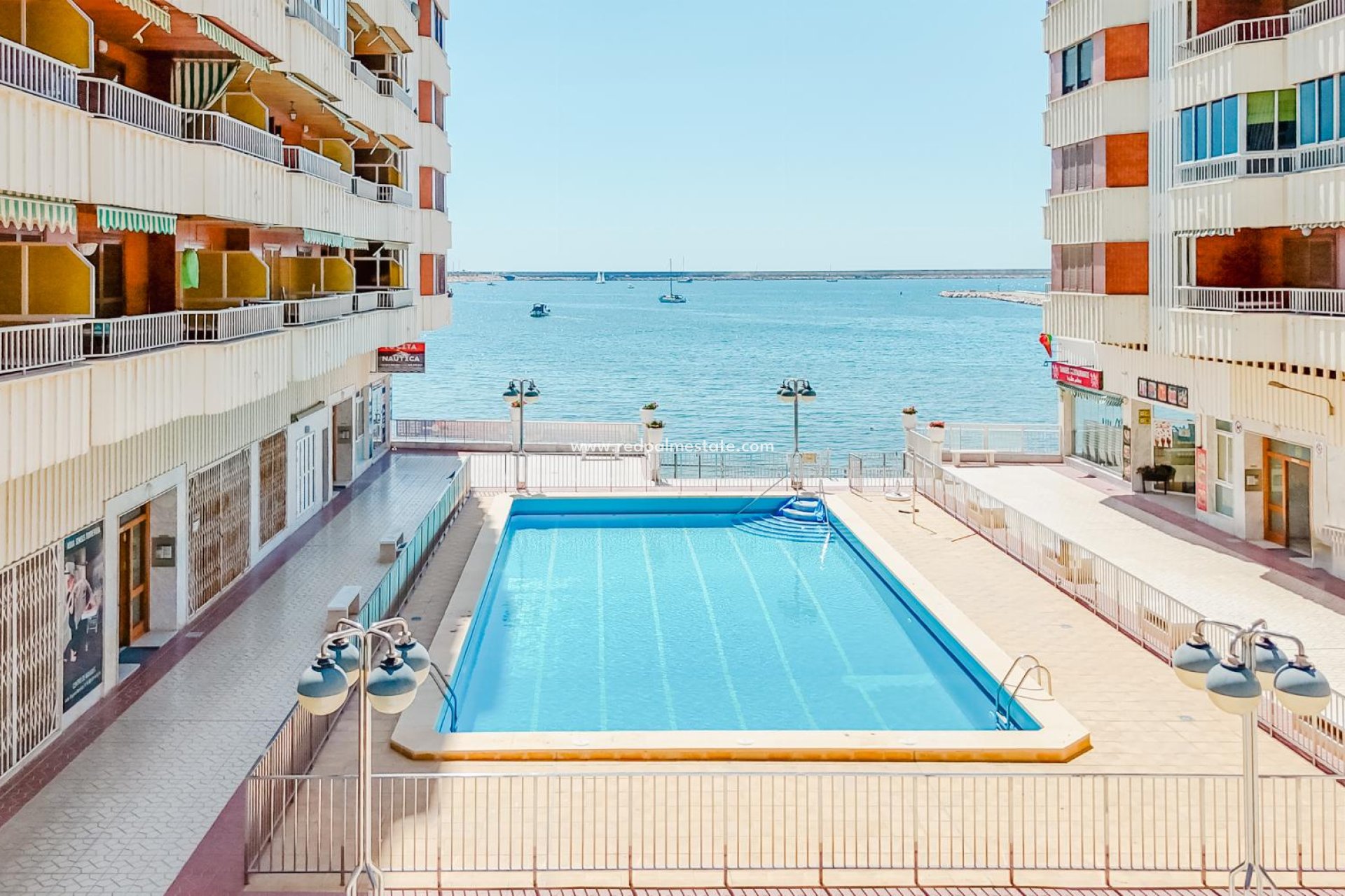 Återförsäljning - Apartamento -
Torrevieja - El Acequión - Los Náufragos