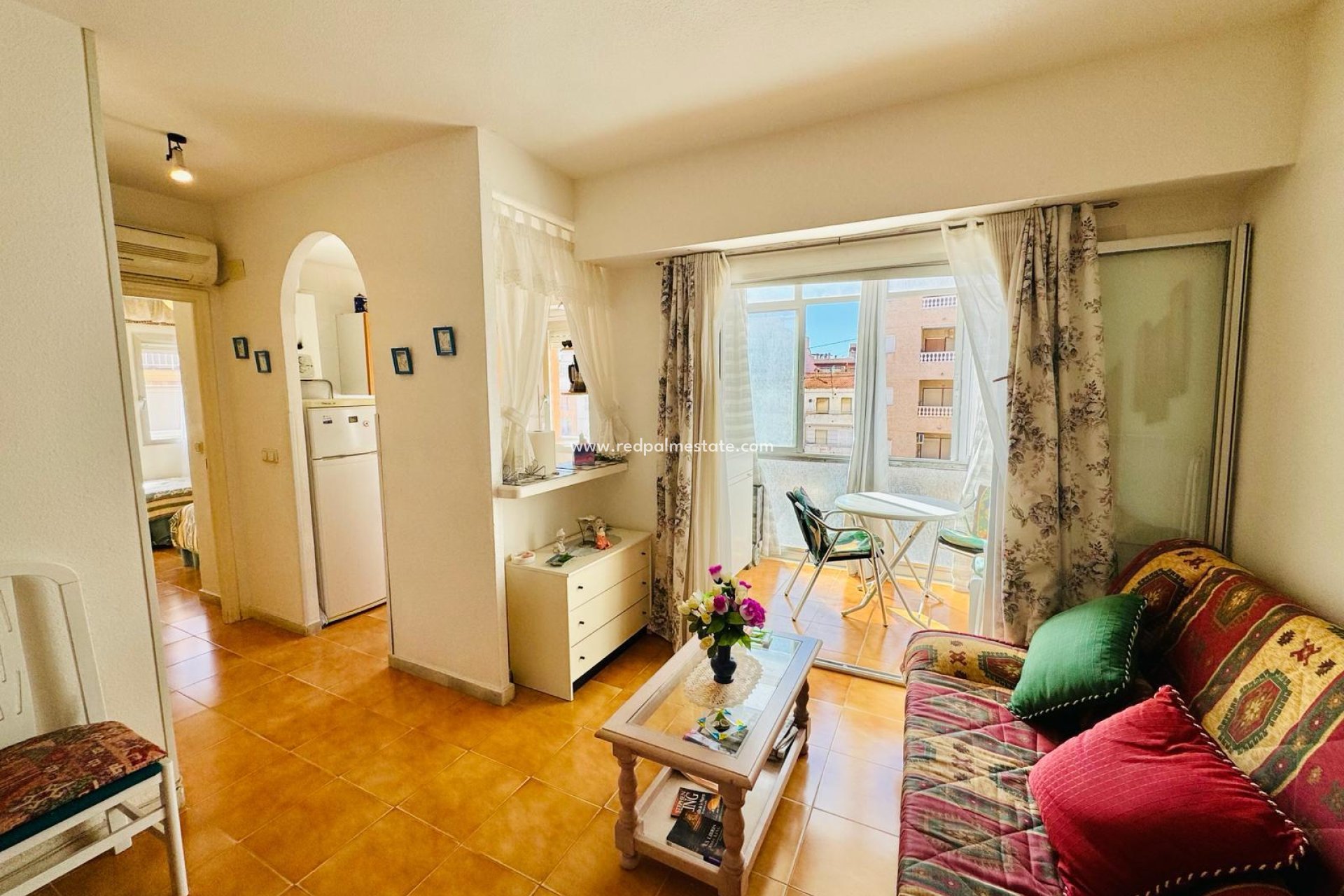 Återförsäljning - Apartamento -
Torrevieja - La Mata