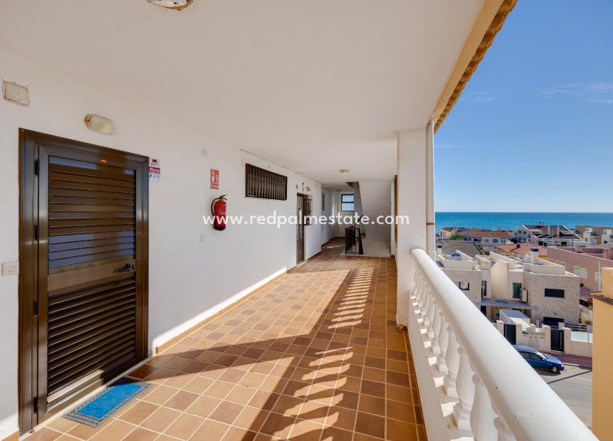 Återförsäljning - Apartamento -
Torrevieja - La Mata