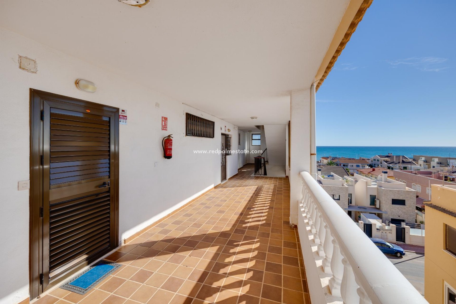 Återförsäljning - Apartamento -
Torrevieja - La Mata